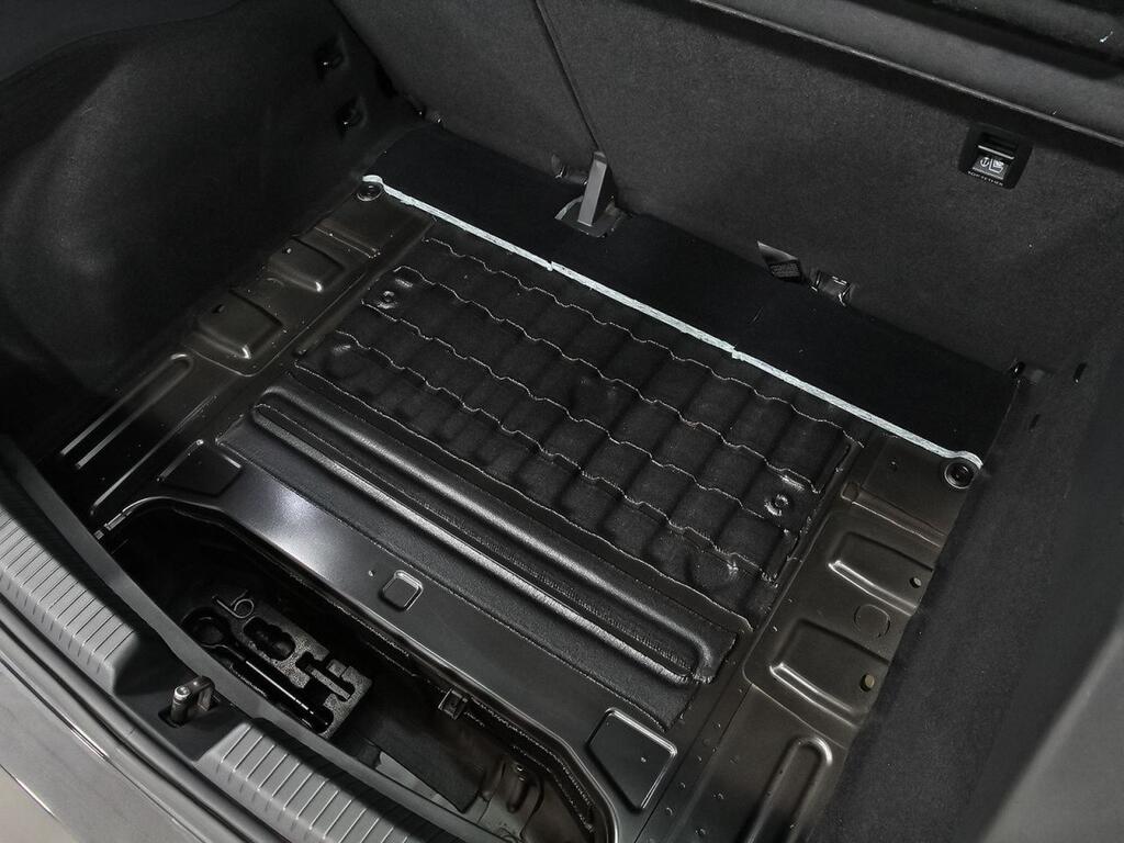 Cupra Born 150kW (204 CV) 62kWh 33