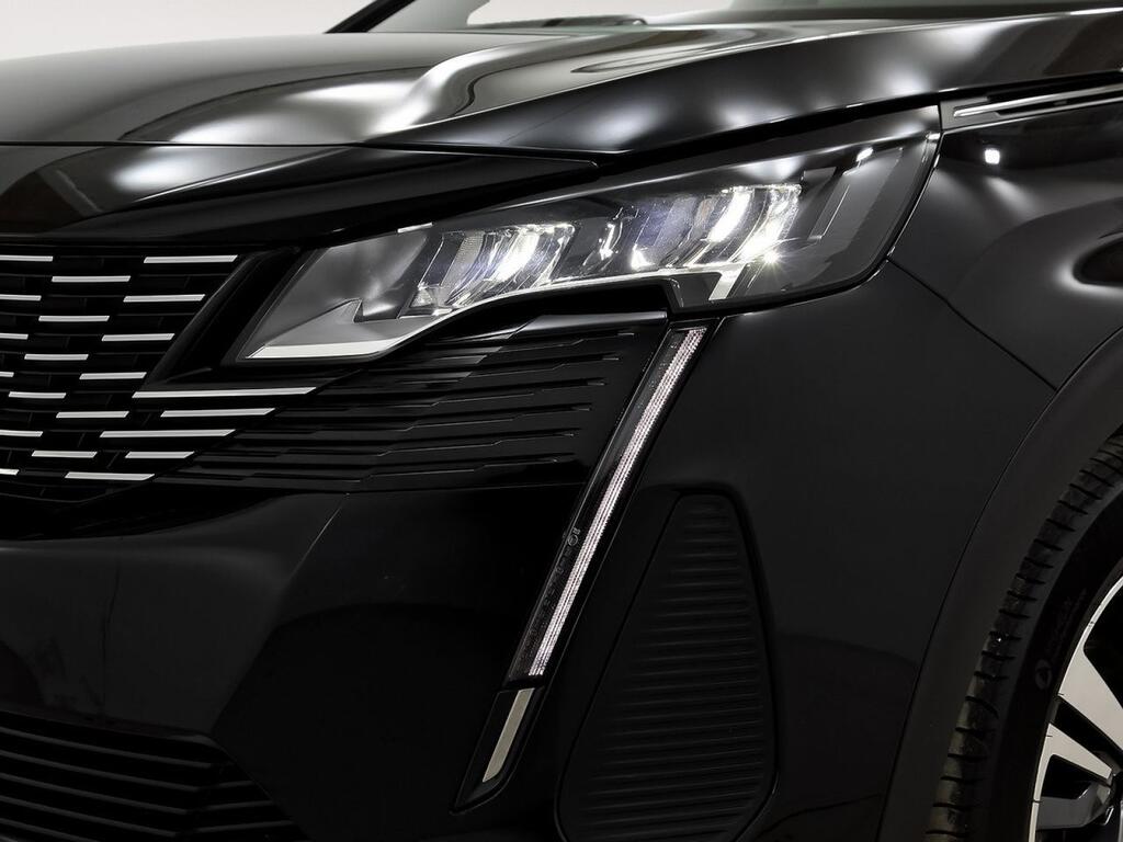 Peugeot 3008 1.2 PureTech 96KW S&S Allure Pack 32