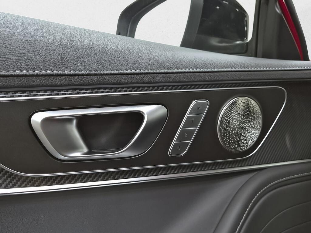 Ebro S700 1.5 TGDI PHEV Luxury E-CVT 12