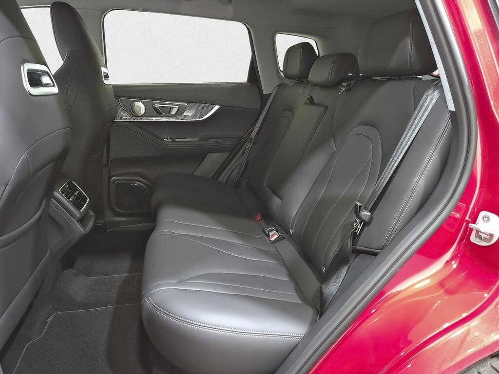 Ebro S700 1.5 TGDI PHEV Luxury E-CVT 8