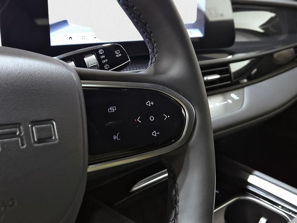 Ebro S700 1.5 TGDI PHEV Luxury E-CVT 19