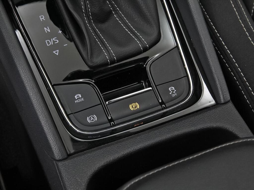 Skoda Karoq 1.5 TSI 110kW (150CV) DSG ACT Sportline 30