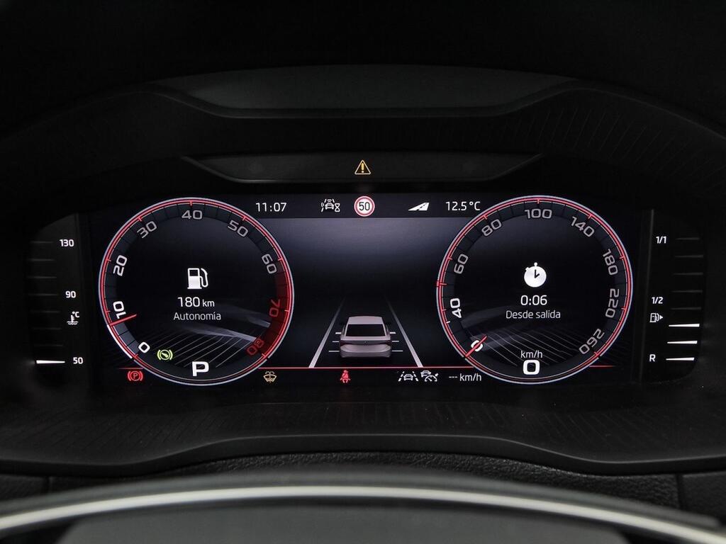 Skoda Karoq 1.5 TSI 110kW (150CV) DSG ACT Sportline 13