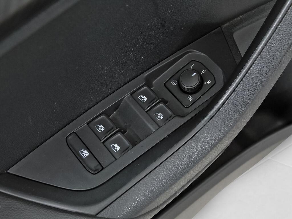 Skoda Karoq 1.5 TSI 110kW (150CV) DSG ACT Sportline 10