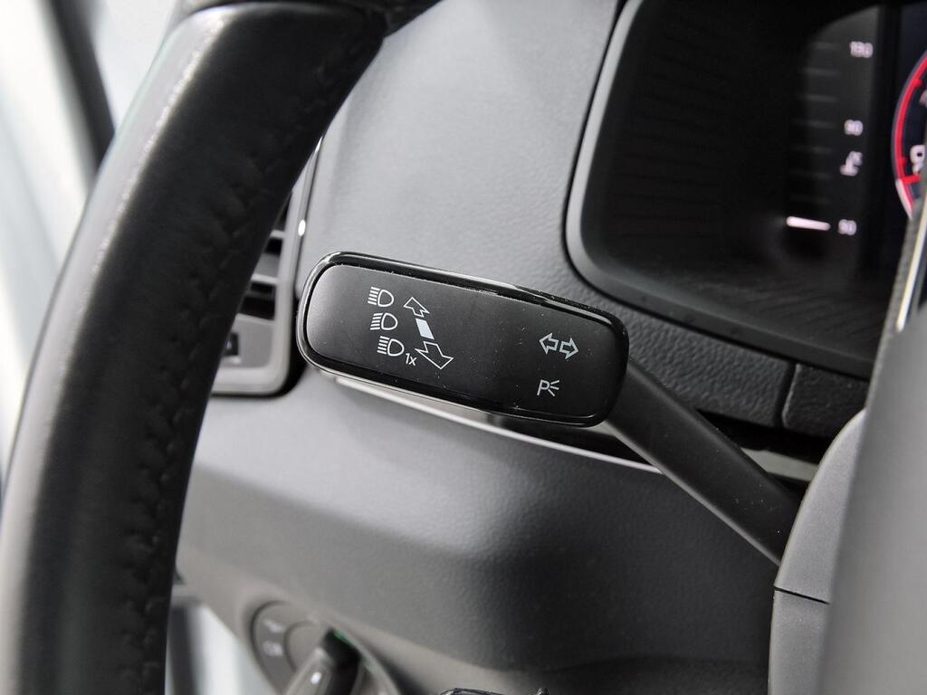 Skoda Karoq 1.5 TSI 110kW (150CV) DSG ACT Sportline 14