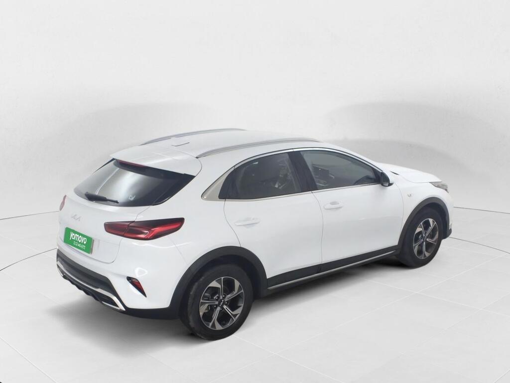 Kia XCeed 1.0 T-GDi Tech 88kW (120CV) 9