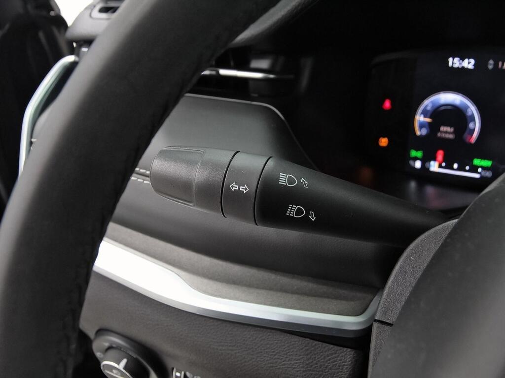 Jeep Compass eHybrid 1.5 MHEV 96kW Limited Dct 16