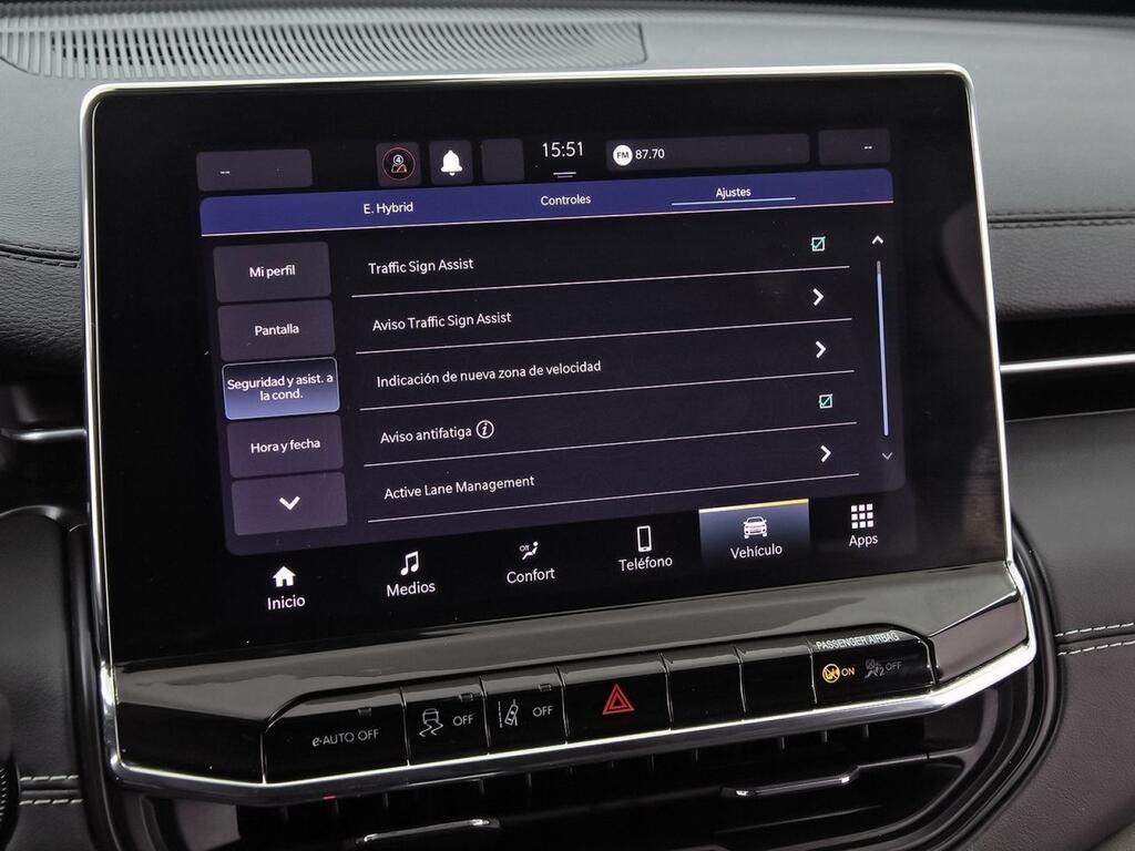 Jeep Compass eHybrid 1.5 MHEV 96kW Limited Dct 29