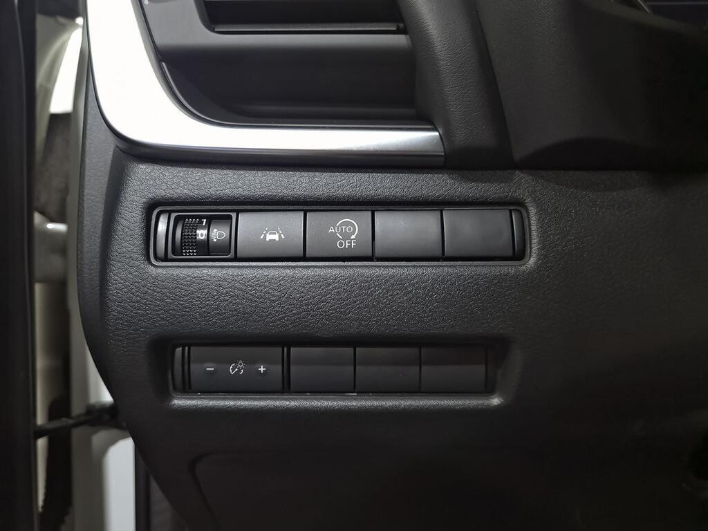 Nissan Qashqai DIG-T 103kW (140CV) mHEV 4x2 Acenta 12