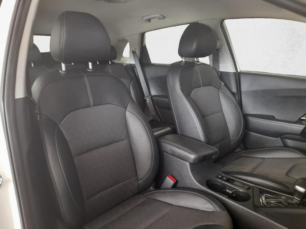 Kia Niro 1.6 GDi HEV 104kW (141CV) Drive 9