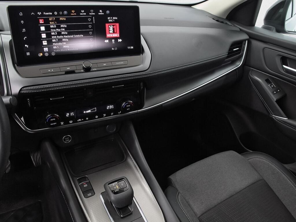 Nissan Qashqai DIG-T 116kW Xtronic N-Connecta 11