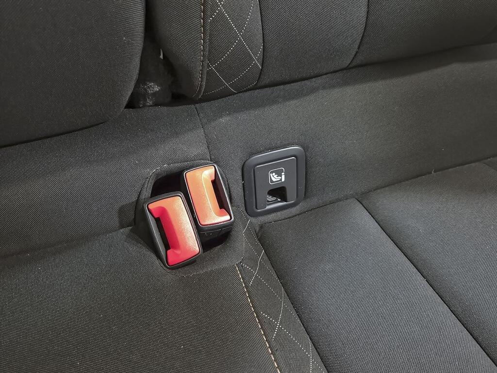 Skoda Kamiq 1.0 TSI 81kW (110CV) Ambition 29