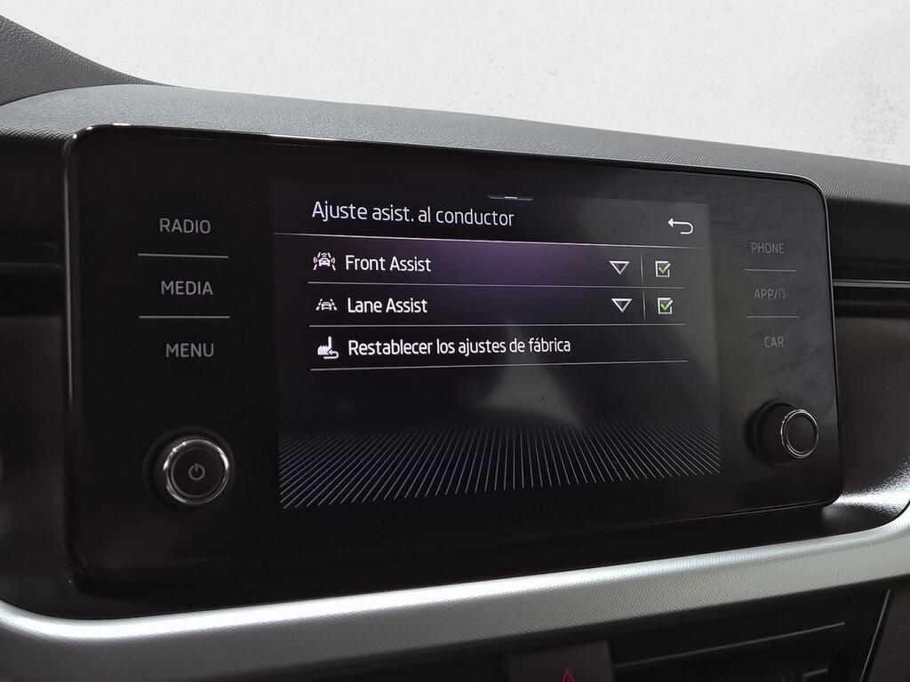 Skoda Kamiq 1.0 TSI 81kW (110CV) Ambition 21