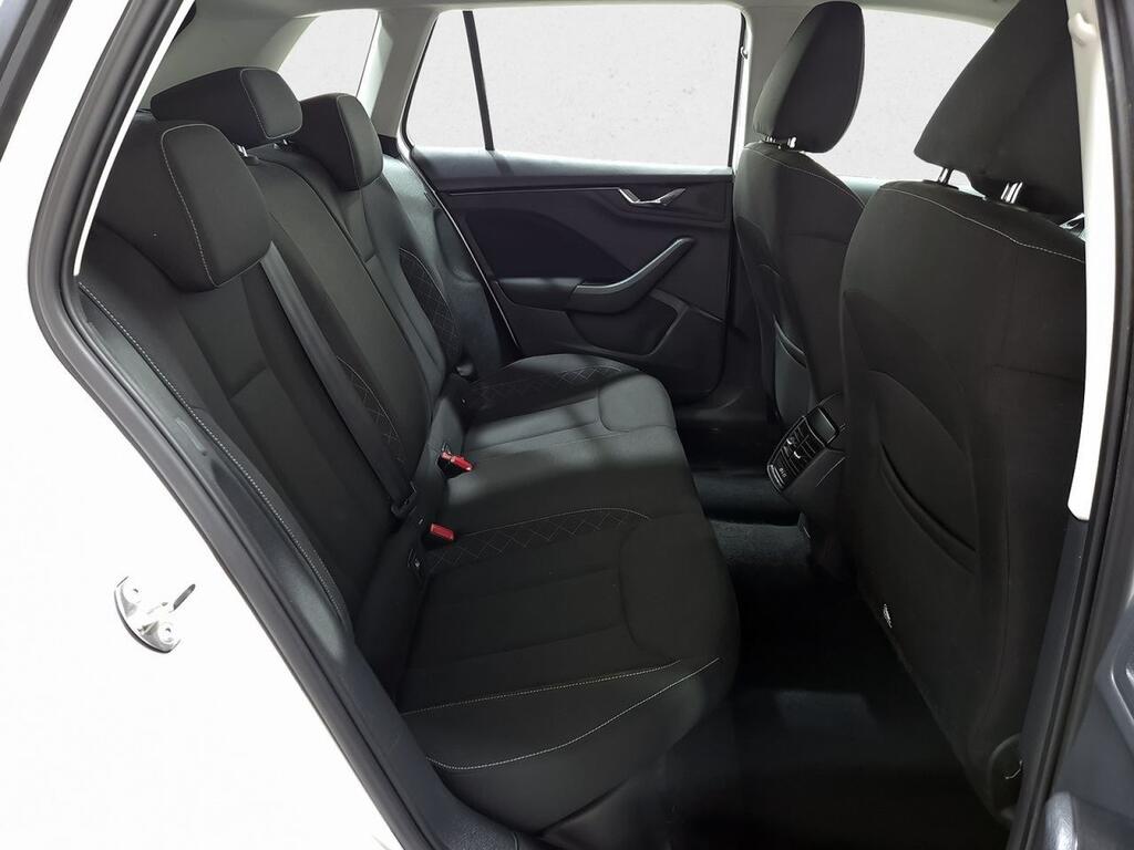 Skoda Kamiq 1.0 TSI 81kW (110CV) Ambition 6