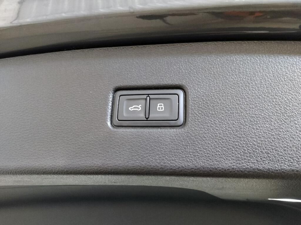 Audi Q5 S line 35 TDI 120kW S tronic 32