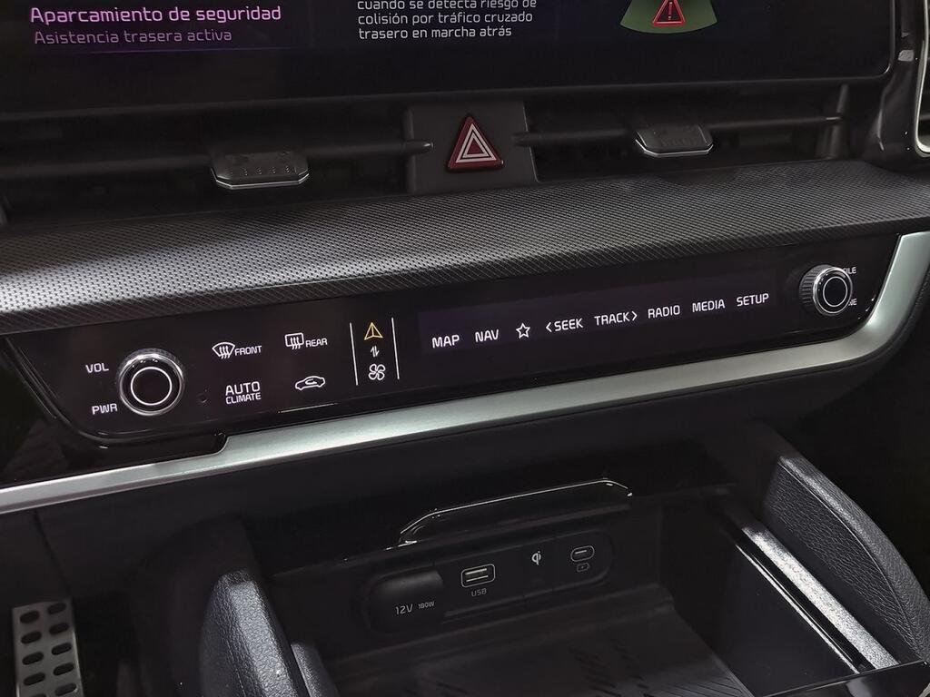 Kia Sportage 1.6 T-GDi HEV 171kW (230CV) GT-line 4x4 42