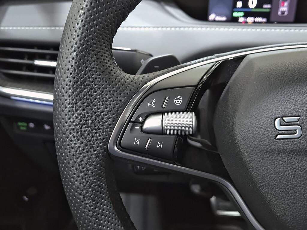 Skoda Elroq 150 kW (204 CV) 63 kWh (59 kwh neta) 16