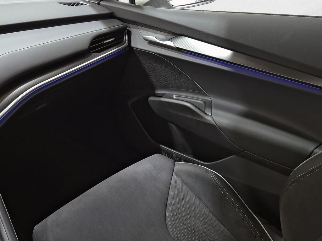 Skoda Elroq 150 kW (204 CV) 63 kWh (59 kwh neta) 31