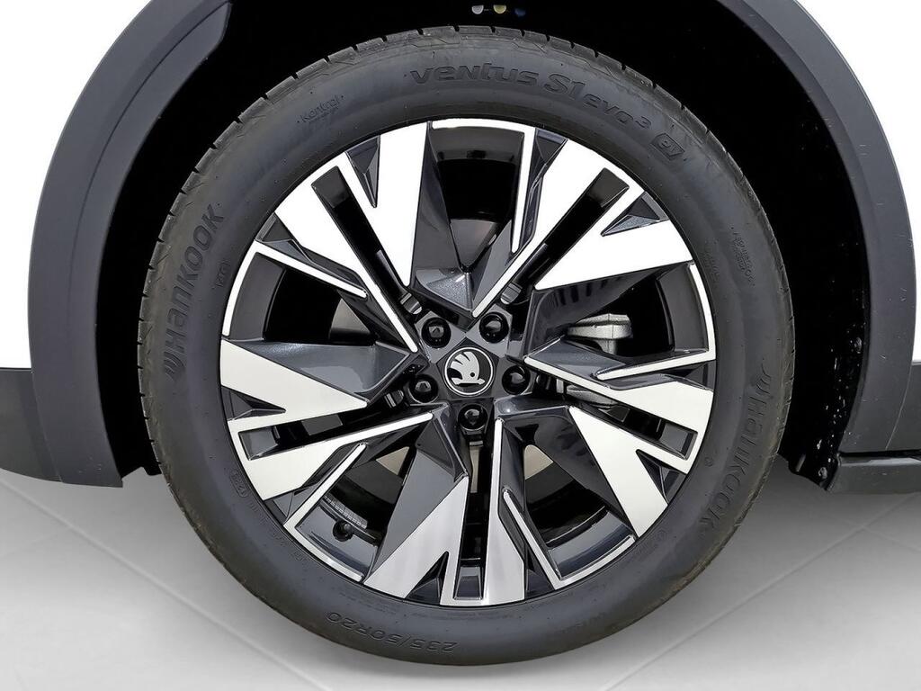 Skoda Elroq 150 kW (204 CV) 63 kWh (59 kwh neta) 8