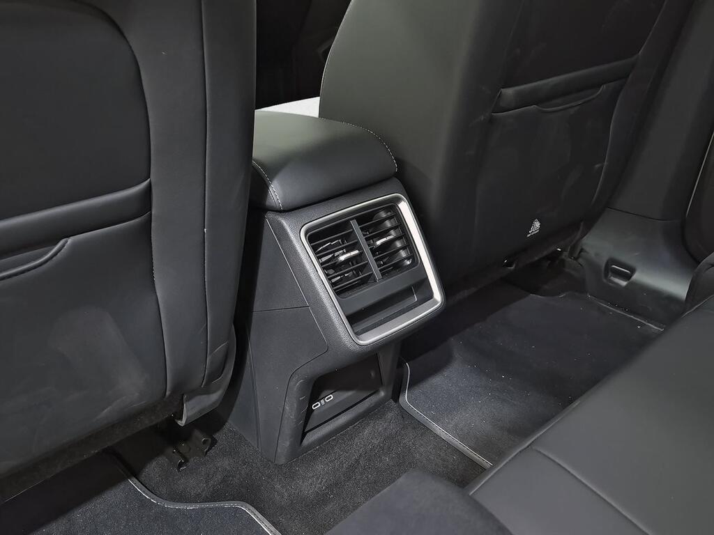 Skoda Elroq 150 kW (204 CV) 63 kWh (59 kwh neta) 33