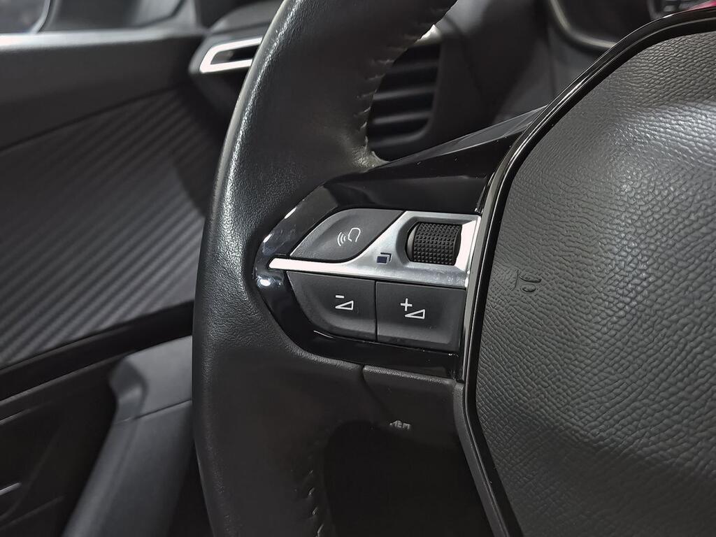 Peugeot 2008 Allure BlueHDI 81kW (110CV) 18