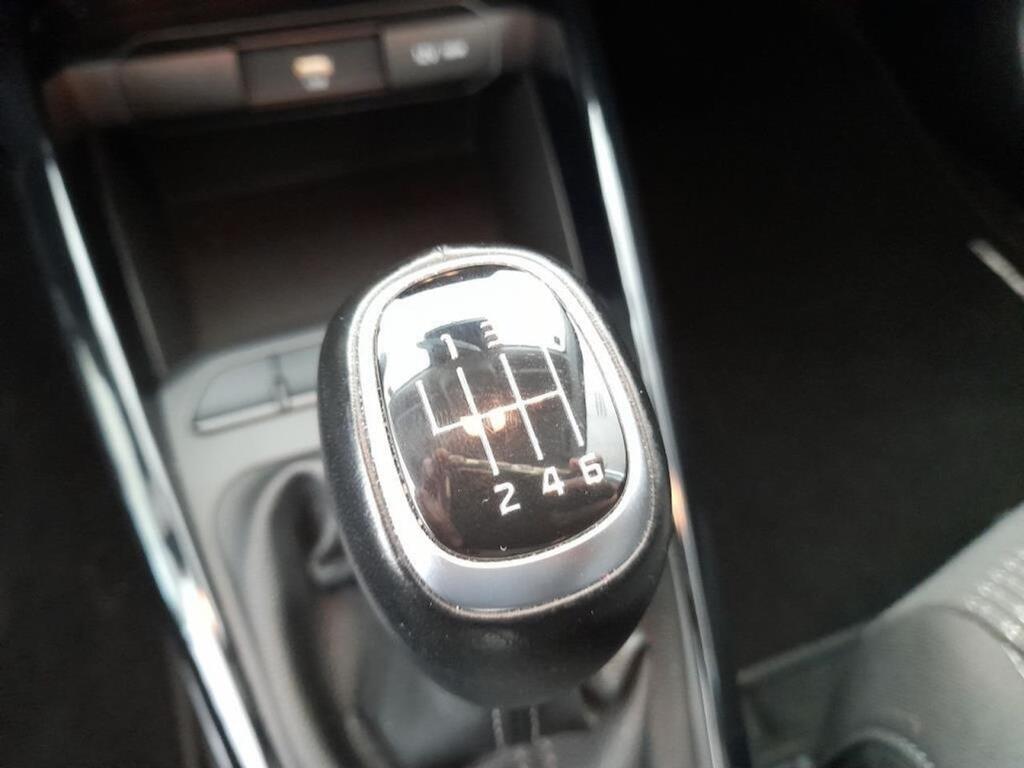 Kia Stonic 1.0 T-GDi 88kW (120CV) MHEV MT Drive 22