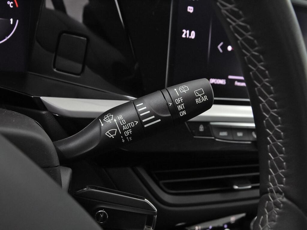 Opel Grandland 1.2 Turbo Design & Tech 17