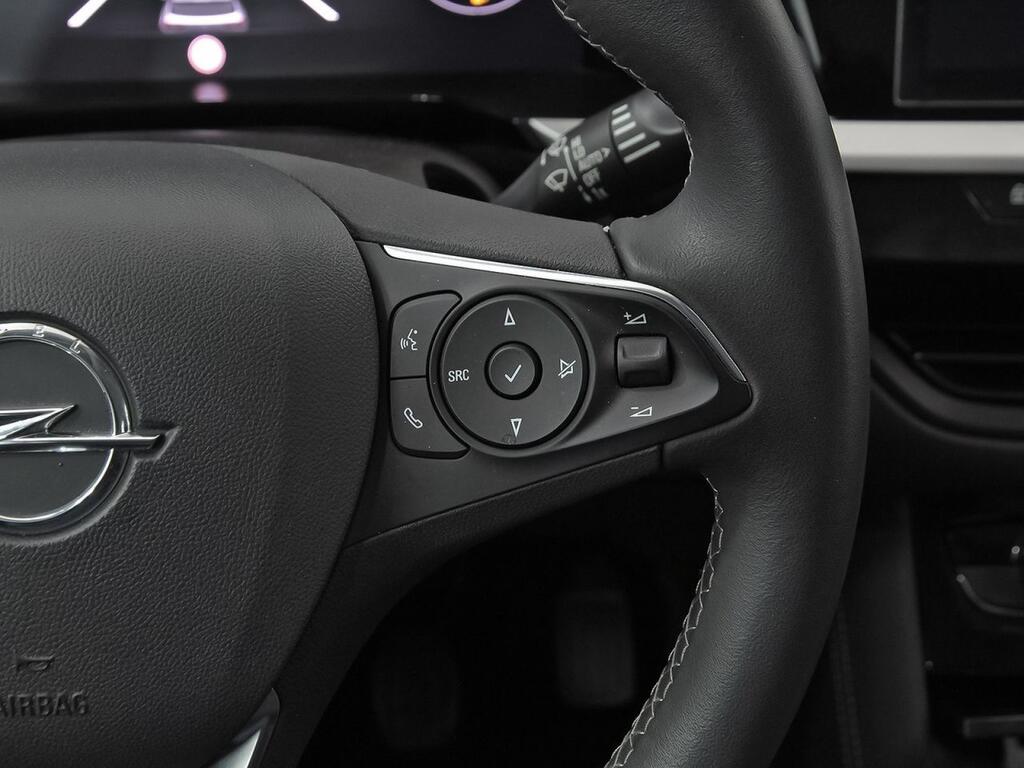 Opel Grandland 1.2 Turbo Design & Tech 19