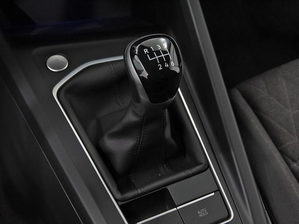 Volkswagen Golf ″Más″ 1.5 TSI 85kW (115CV) 33