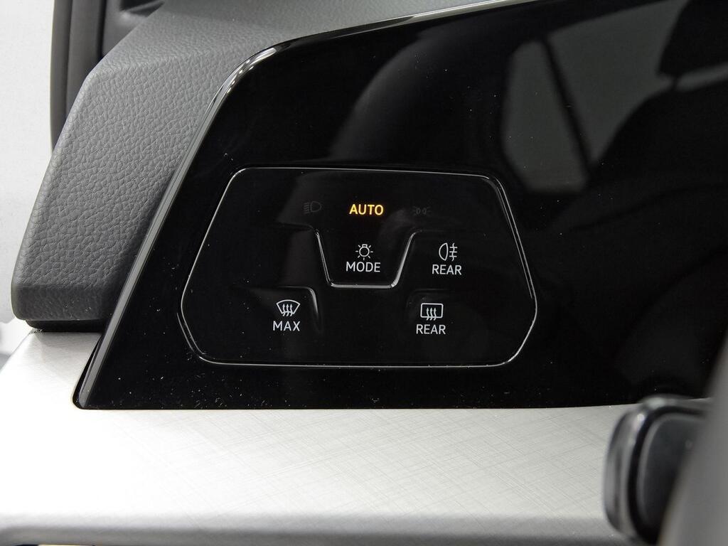 Volkswagen Golf ″Más″ 1.5 TSI 85kW (115CV) 14