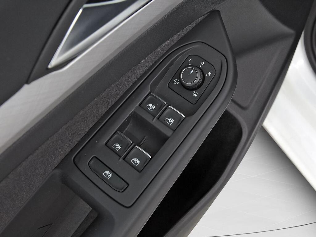 Volkswagen Golf ″Más″ 1.5 TSI 85kW (115CV) 12