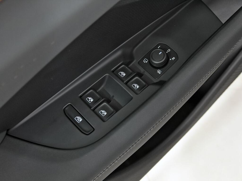 Cupra Terramar 1.5 TSI e-Hybrid 200kW (272 CV) VZ DSG 10