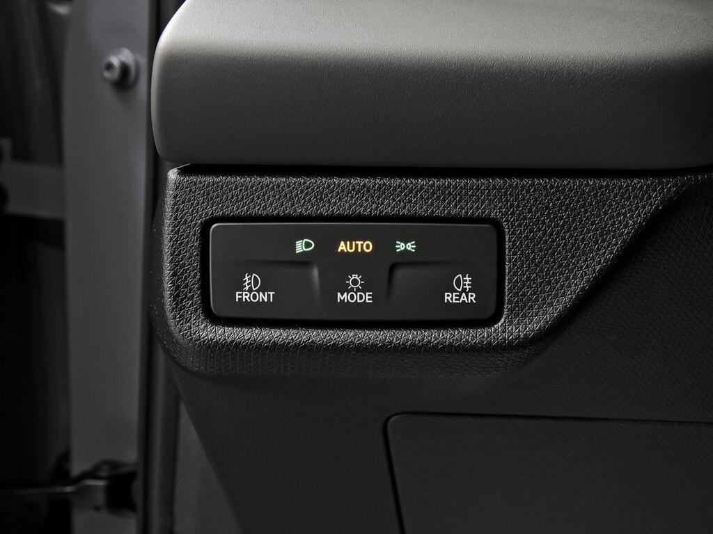 Cupra Terramar 1.5 TSI e-Hybrid 200kW (272 CV) VZ DSG 13