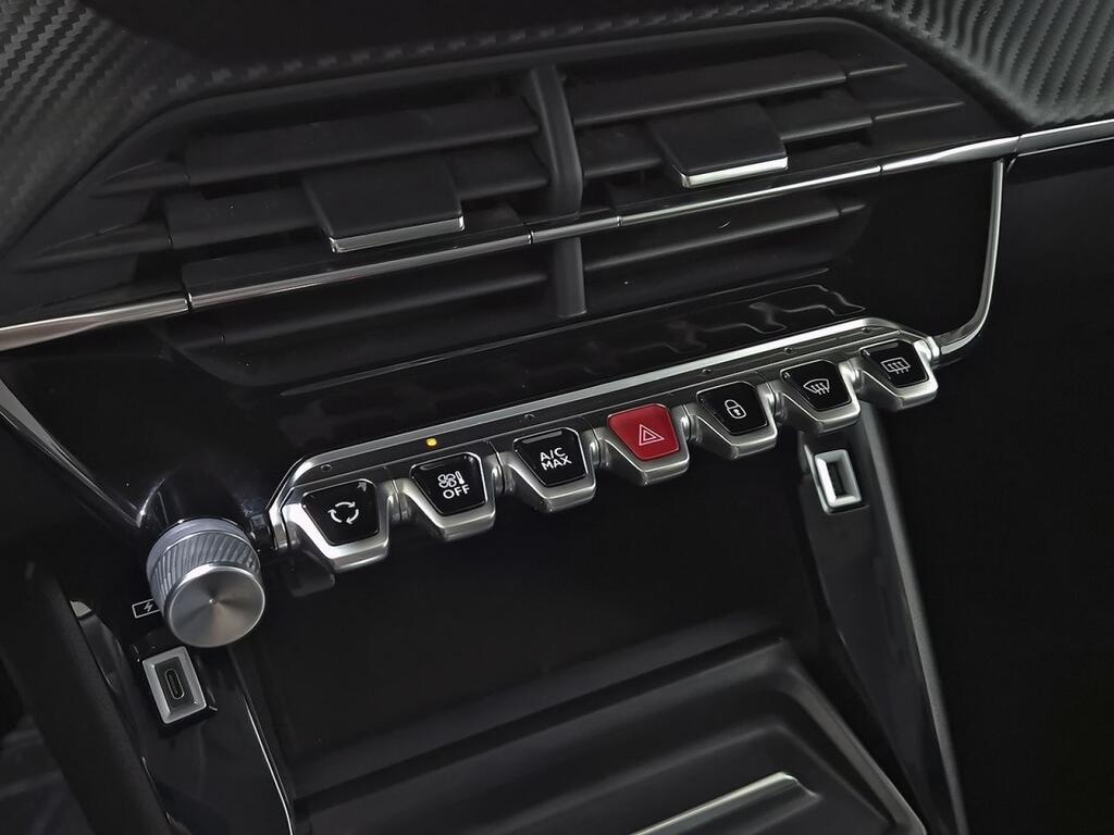 Peugeot 2008 Allure BlueHDI 81kW (110CV) 25