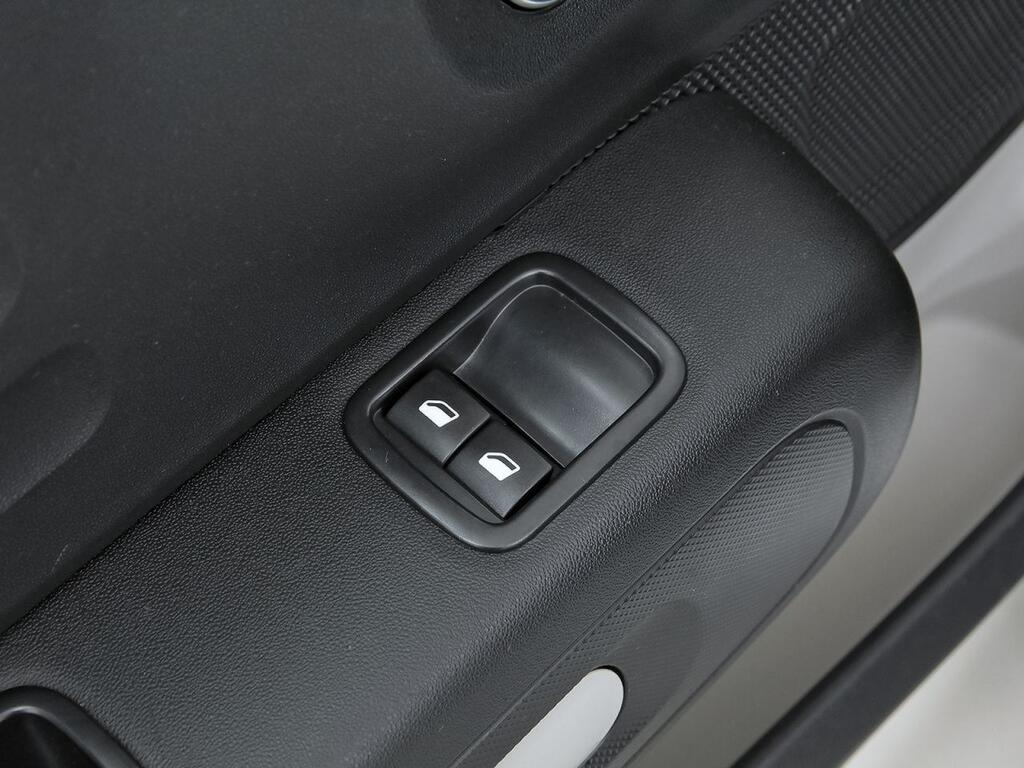 Citroën C3 BlueHDi 73KW (100CV) S&S FEEL 13