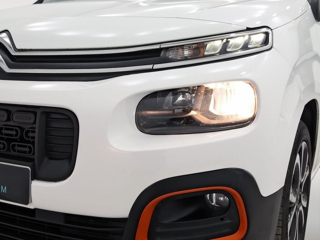 Citroën Berlingo Talla M BlueHDi 100 S&S SHINE 32