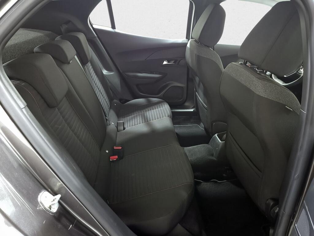 Peugeot 2008 Active Pack BlueHDI 81kW (110CV) 8