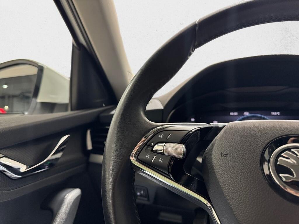 Skoda Kamiq 1.5 TSI 110kW (150CV) SPORT 9