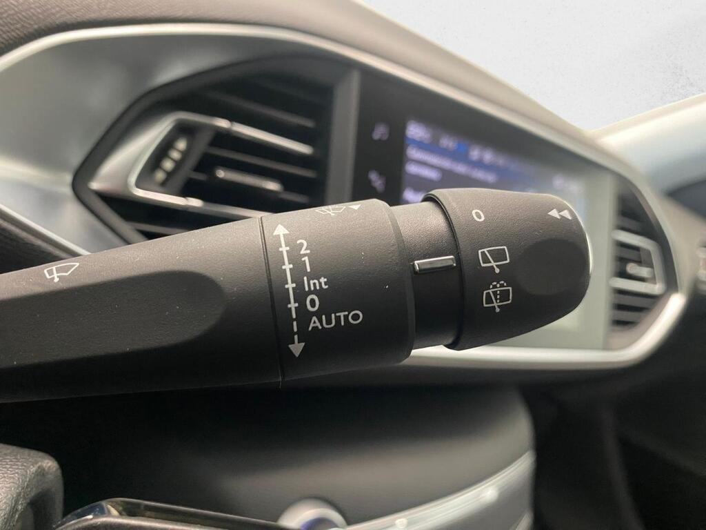 Peugeot 308 SW Style 1.2 PureTech 96KW (130CV) S&S 25