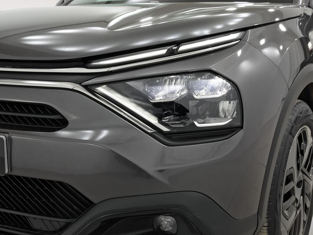 Citroën C4 PureTech 130 S&S 6v Plus 32