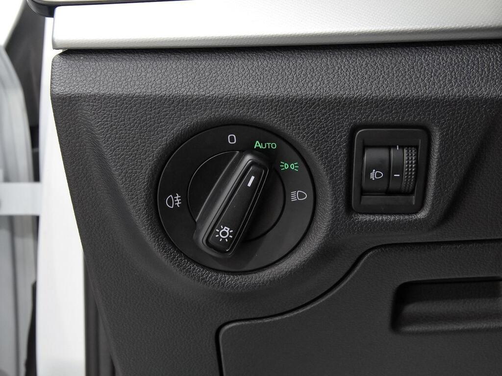 Skoda Kamiq 1.0 TSI 81kW (110CV) SCOUT 13