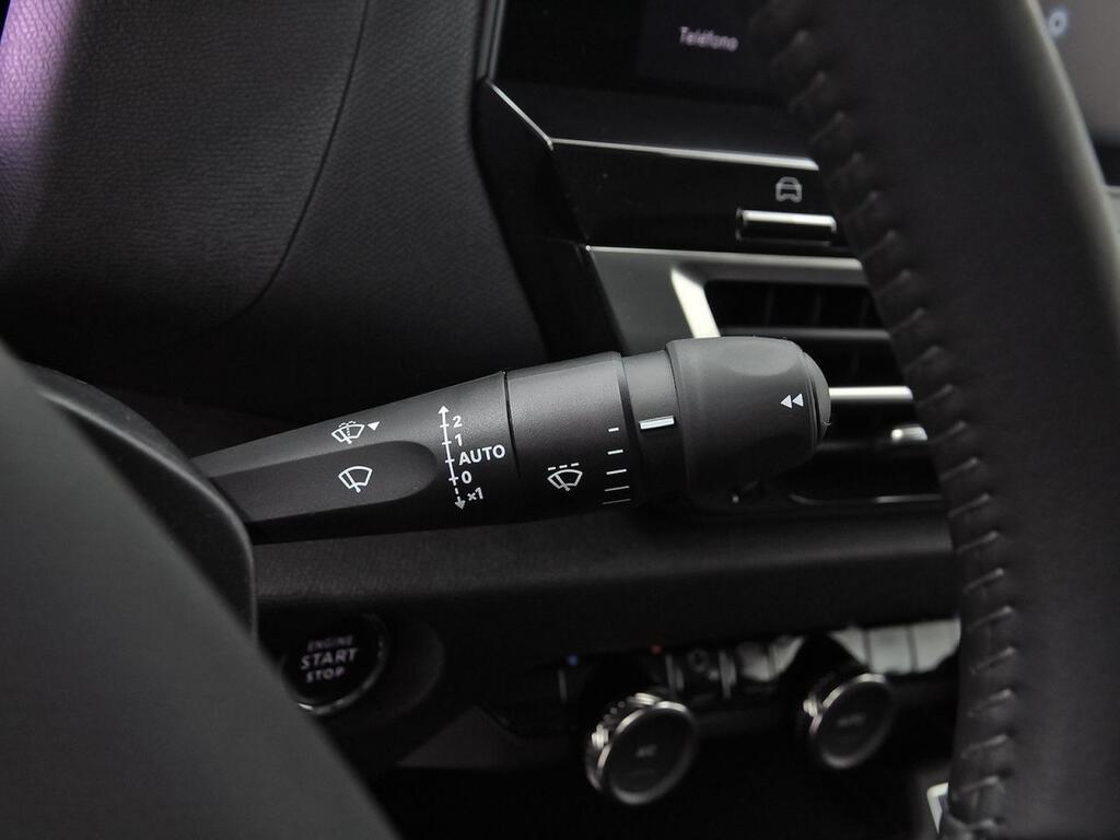 Citroën C4 PureTech 130 S&S 6v Plus 17