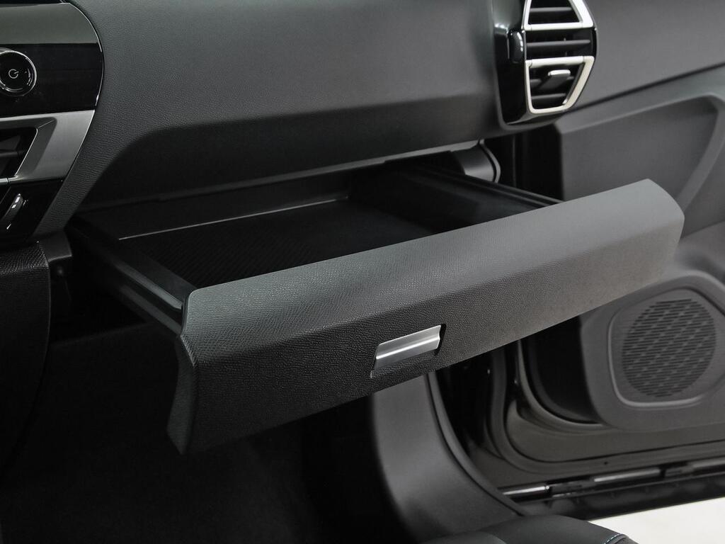 Citroën C4 PureTech 130 S&S 6v Plus 36