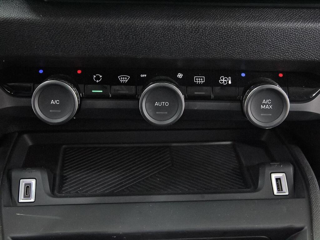 Citroën C4 BlueHDi 130 S&S EAT8 Plus 28