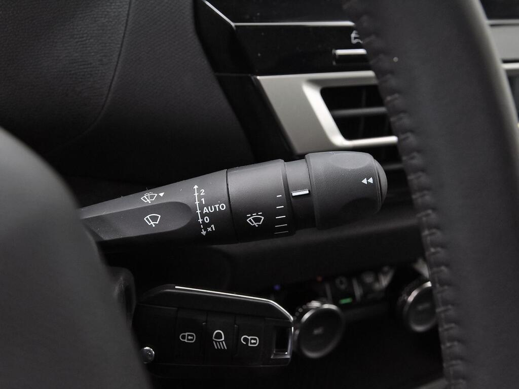 Citroën C4 BlueHDi 130 S&S EAT8 Plus 17