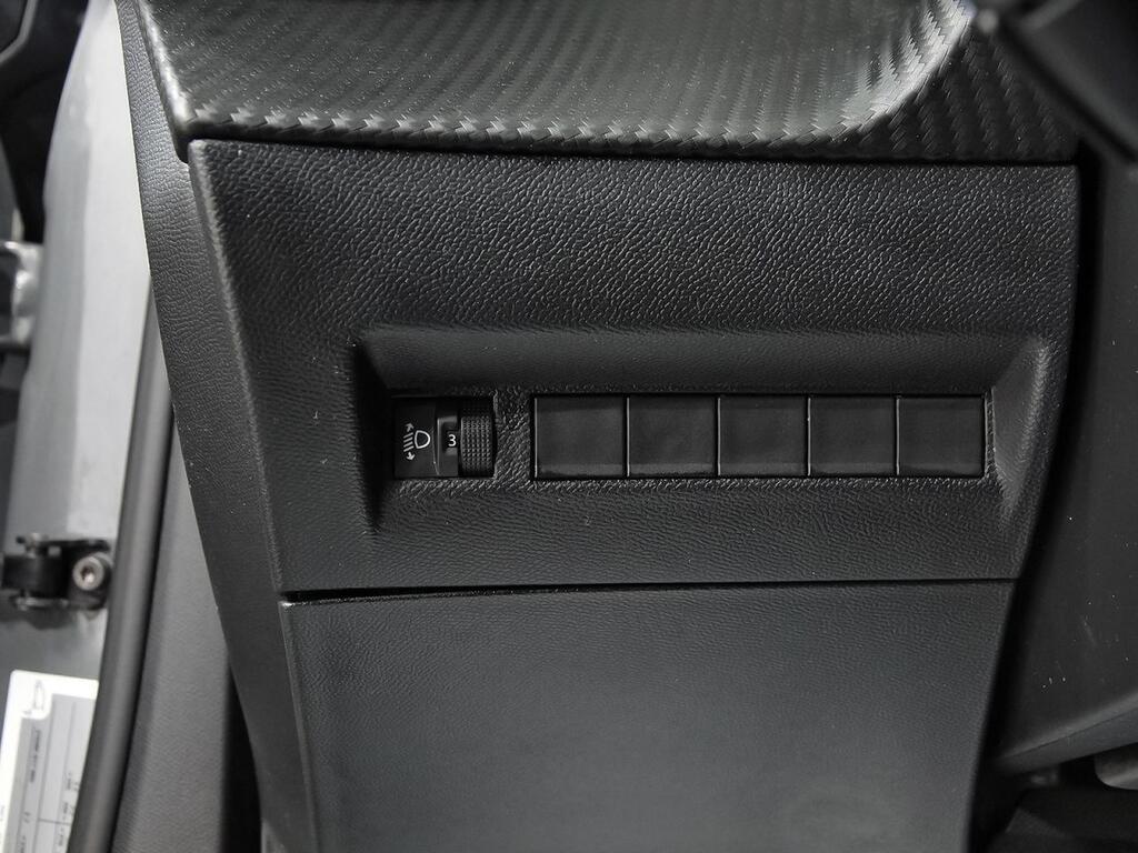 Peugeot 2008 N2008 Allure Hybrid 136 eDCS6 14