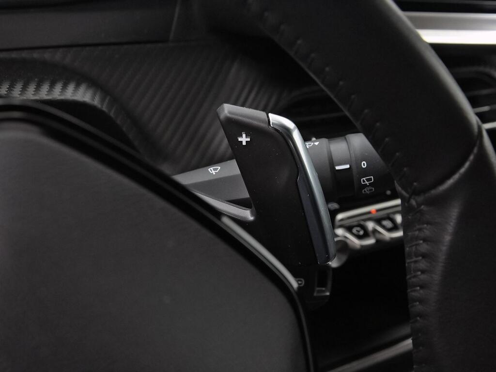 Peugeot 2008 N2008 Allure Hybrid 136 eDCS6 18