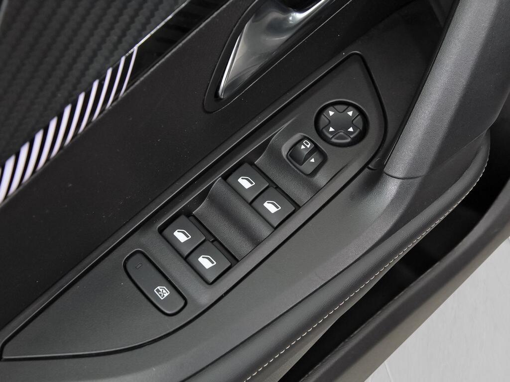 Peugeot 2008 N2008 Allure Hybrid 136 eDCS6 13