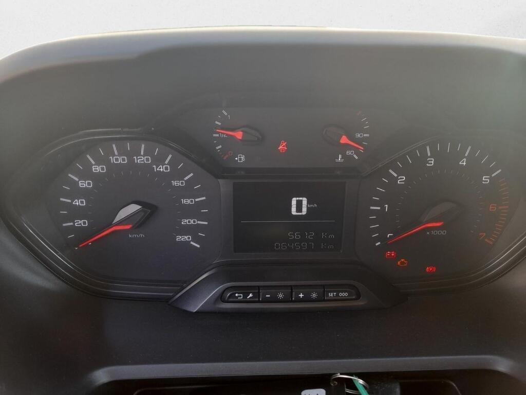 Peugeot Partner FURGON 1.2 PURETECH 110 PREMIUM STD 4P 9