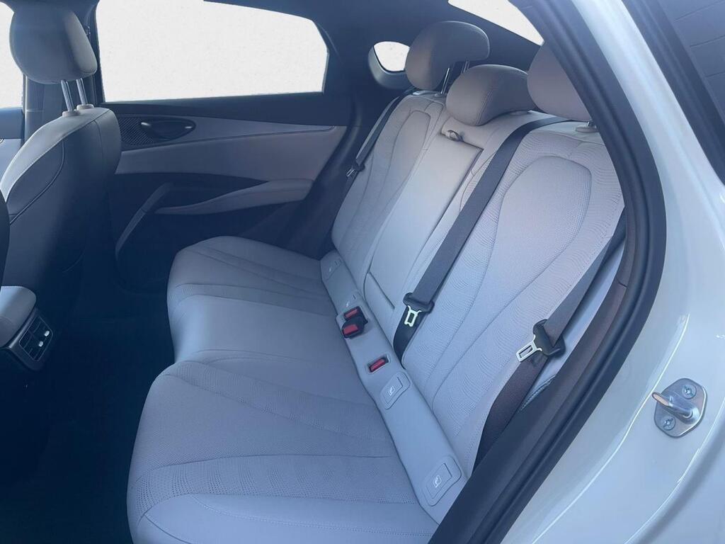 BYD Seal 6 DM-i COMFORT LITE 1.5 DM-I 212 CV 4P 8